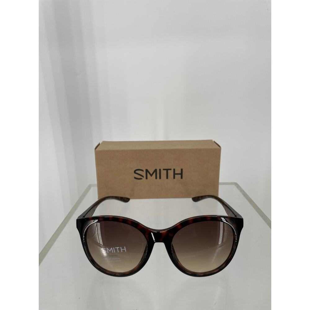 SMITH Unisex Bayside Sunglasses W/Carbonic Brown Gradient Lenses Tortoise Frame